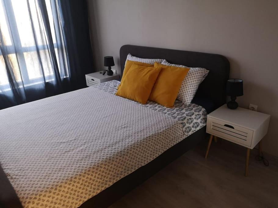 Apartment Opalchenska / Pirotska Sofia Zewnętrze zdjęcie