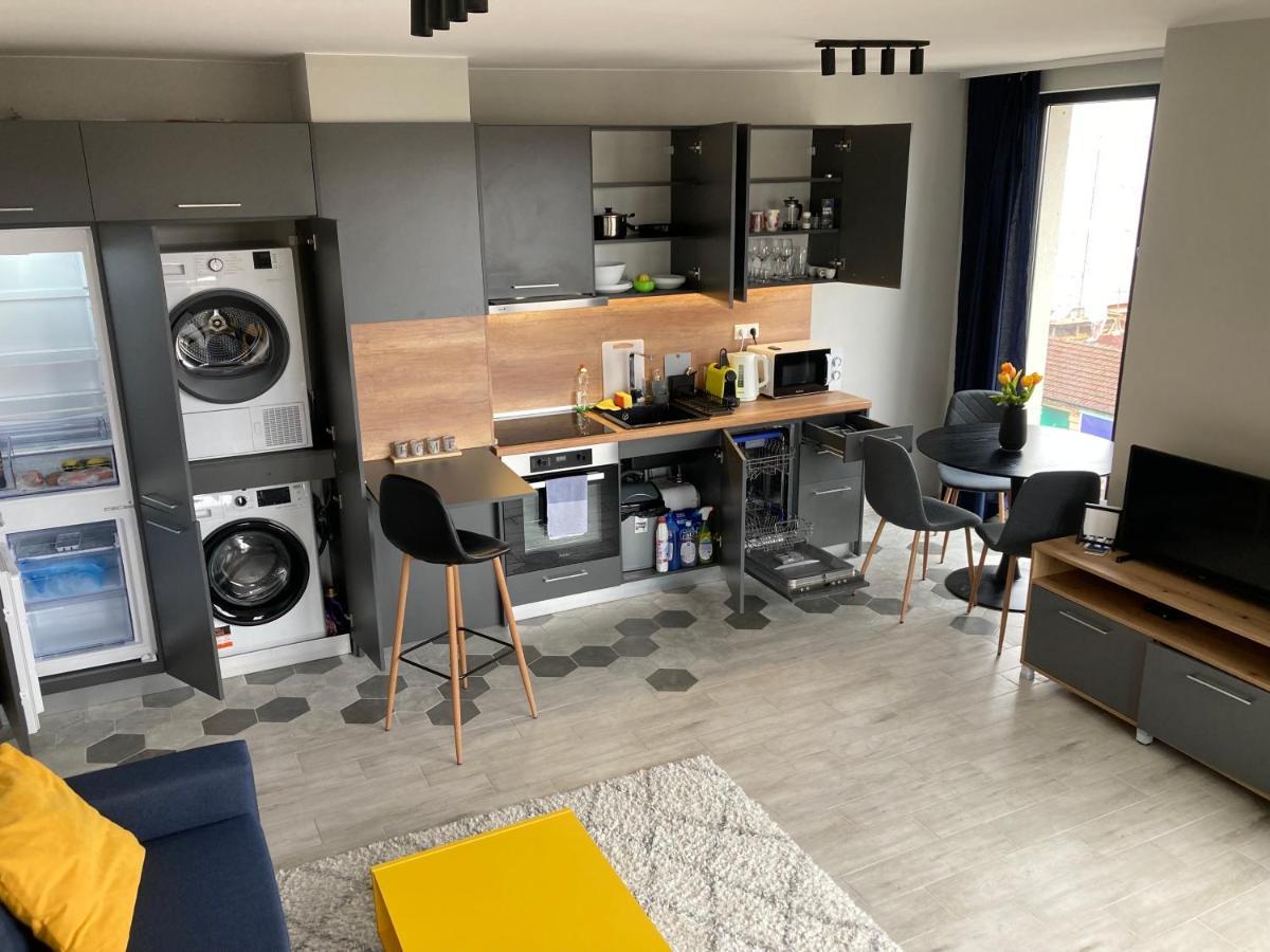 Apartment Opalchenska / Pirotska Sofia Zewnętrze zdjęcie